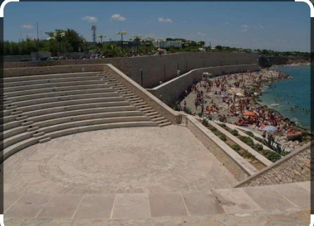 Amaste In Puglia Casa Vacanza Bisceglie Exteriör bild