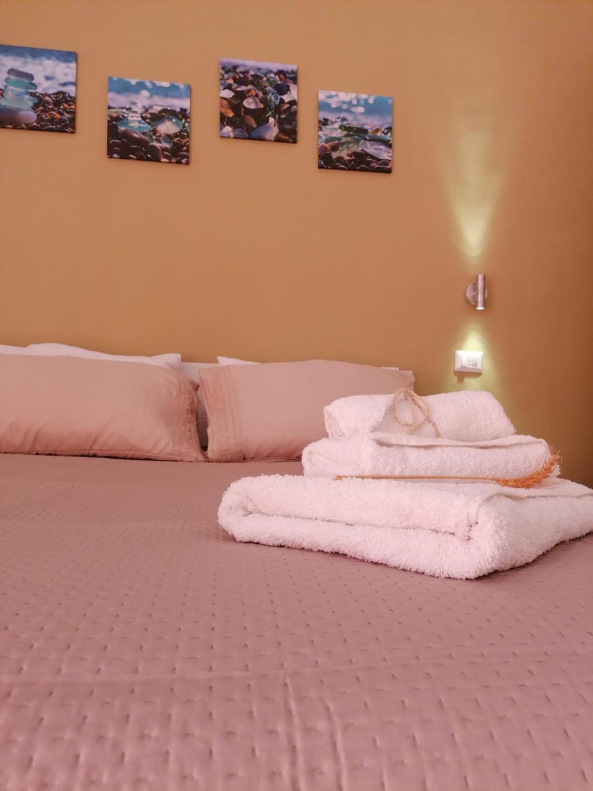 Amaste In Puglia Casa Vacanza Bisceglie Exteriör bild