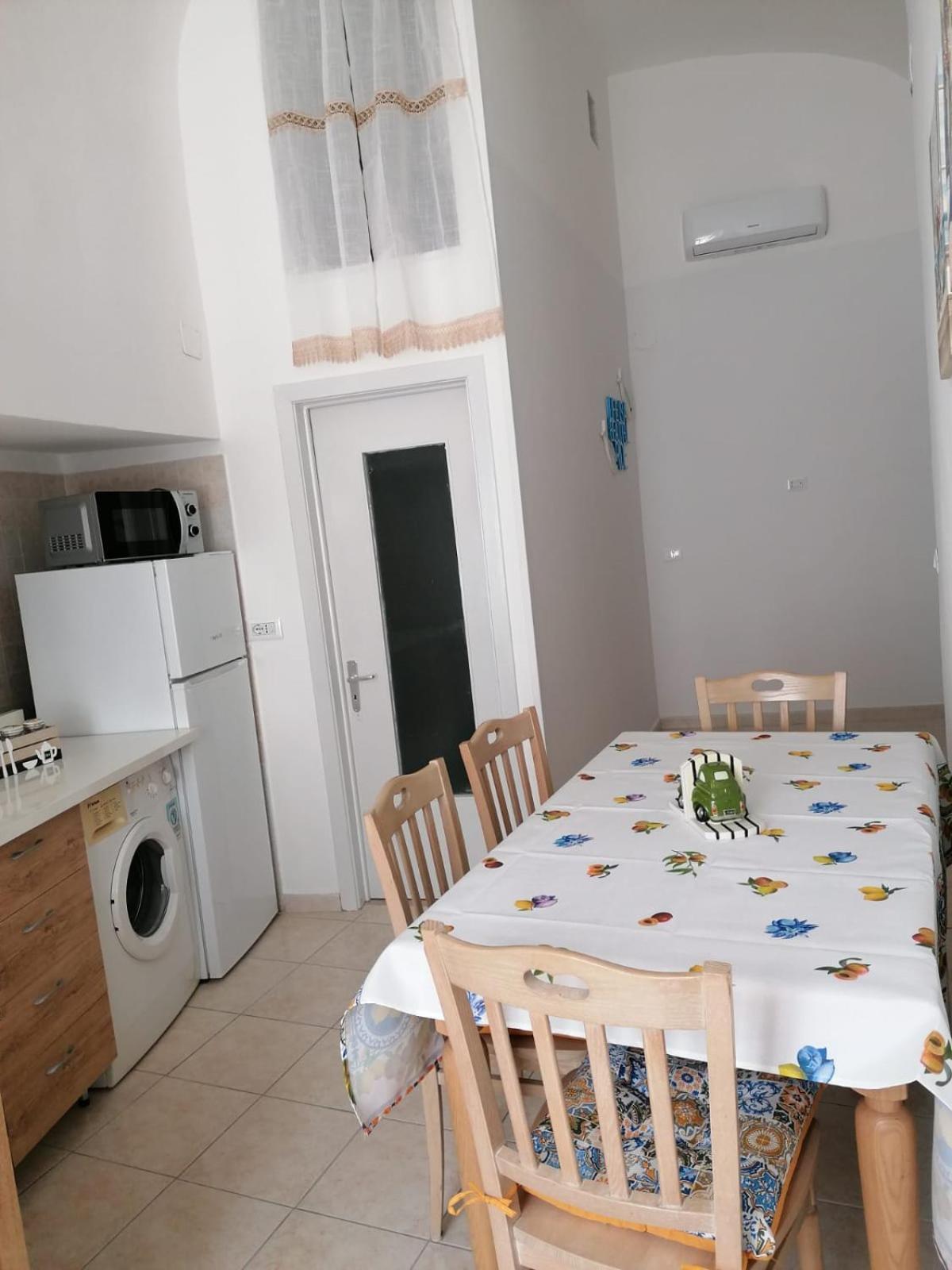Amaste In Puglia Casa Vacanza Bisceglie Exteriör bild
